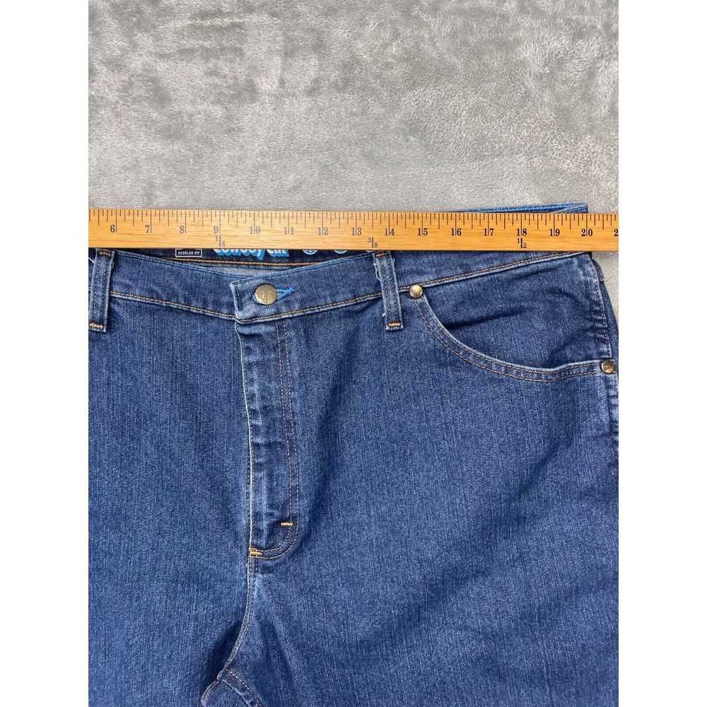 Wrangler Men's Jeans 47 Cowboy Cut 40x30 Regular‎ Fit Straight Blue Denim - Picture 2 of 10
